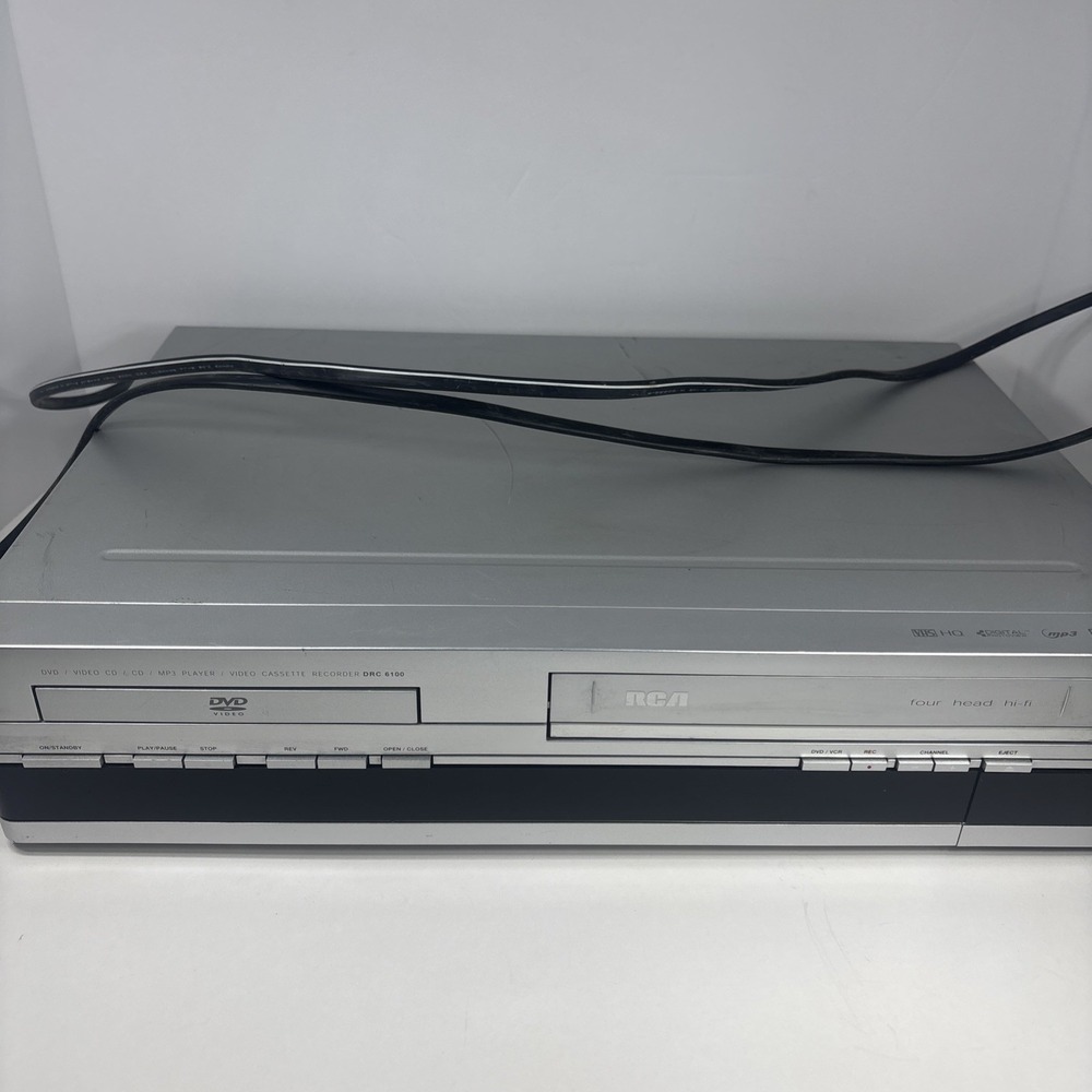 RCA DRC6100N DVD VCR Combo Player VHS Tape Recorder 4-Head Hi-Fi Silver